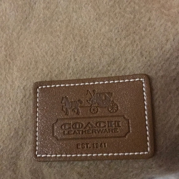 100% Cashmere Coach Leatherwear Scarf! - Picture 6 of 8